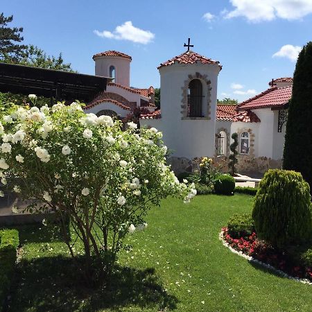 Villa St. Michael Madara Buitenkant foto