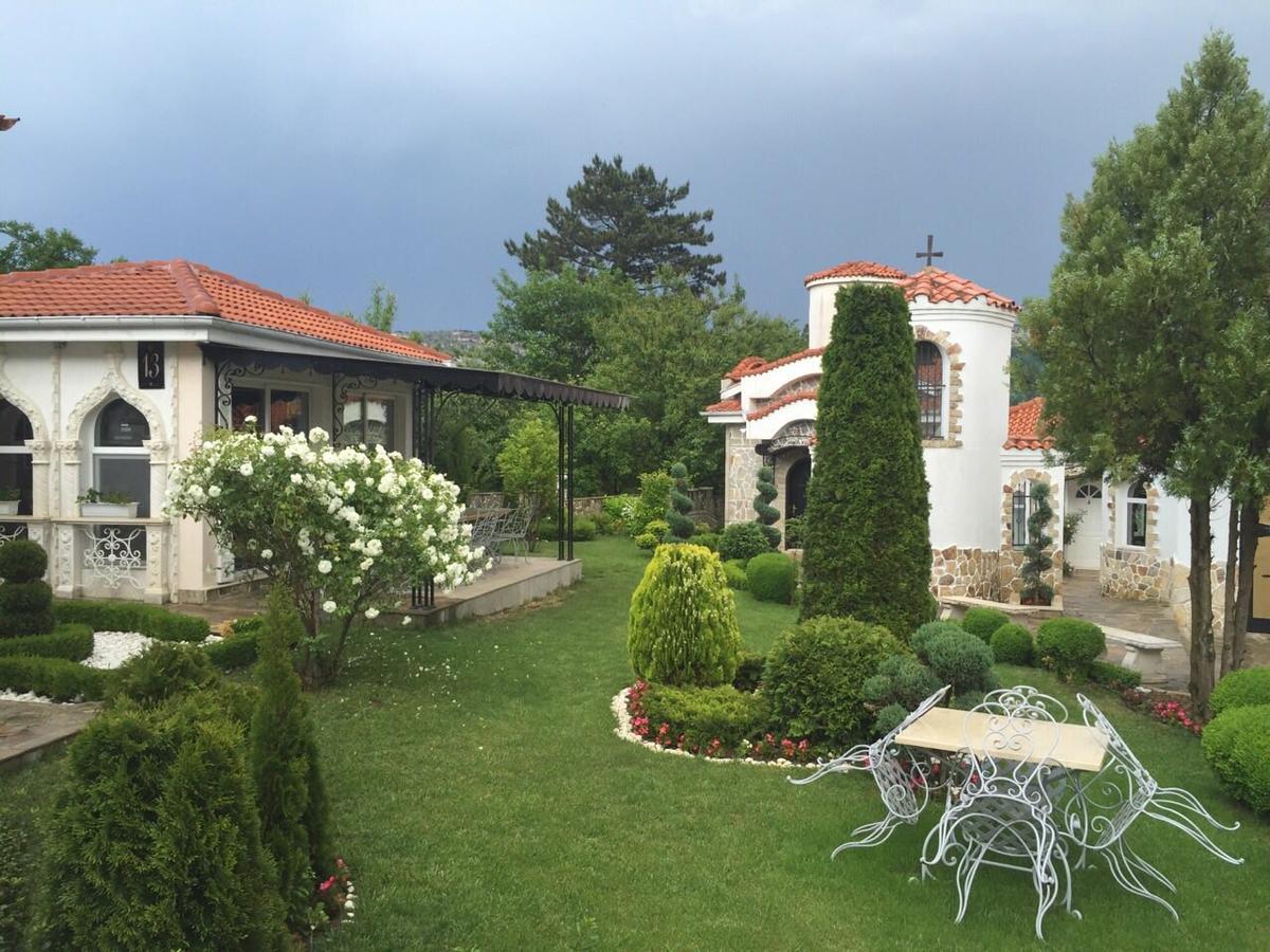Villa St. Michael Madara Buitenkant foto